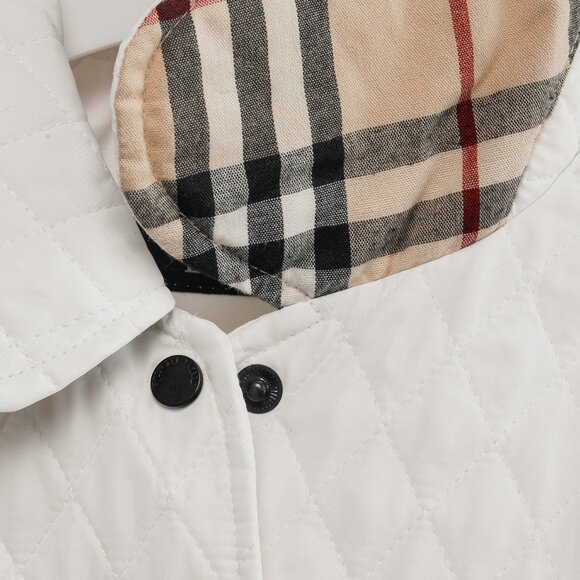 Burberry White Quilted Snap-Closure Peter Pan Collar Jacket - Picture 4 of 12